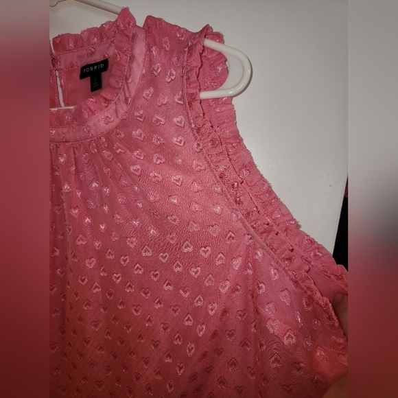 Torrid Pink Hearts Layered Sleeveless Blouse - Picture 5 of 10